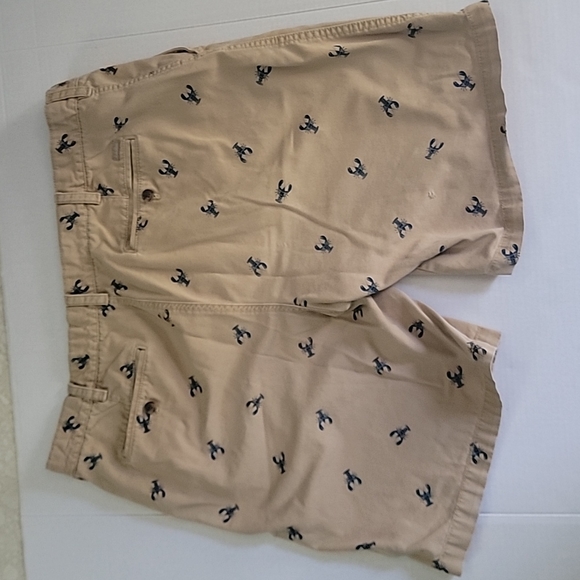 IZOD Men's Shorts Saltwater washed classics 42 Waist Beige with Navy Lob… - Picture 8 of 10